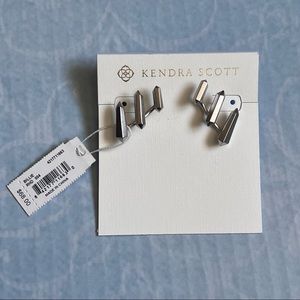 Kendra Scott NWT Billie earrings rhodium